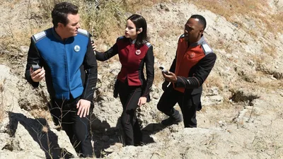 Постер 3 серии 1 сезона сериала «Орвилл»