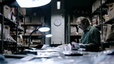 Постер 3 серии 1 сезона сериала «Однажды ночью»
