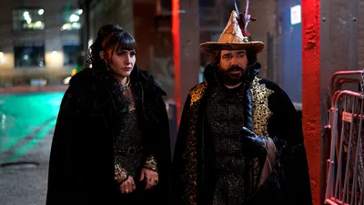 Постер 4 серии 1 сезона сериала «Чем мы заняты в тени»