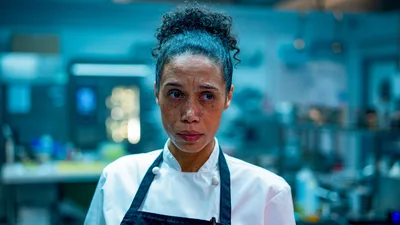 Постер 1 серии 1 сезона сериала «Точка кипения»
