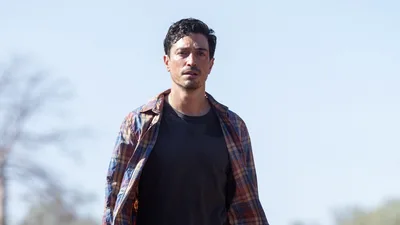 Постер 9 серии 1 сезона сериала «Население: 11»