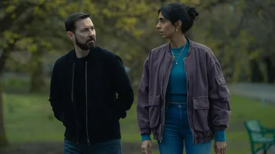 Постер 3 серии 1 сезона сериала «Убей таракана»