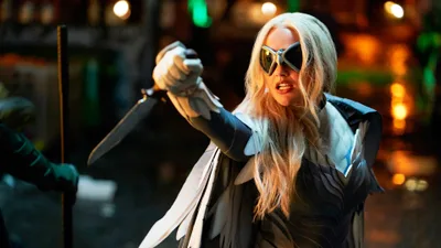 Постер 2 серии 1 сезона сериала «Титаны»