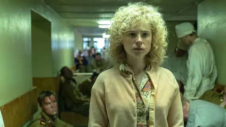 Постер 2 серии 1 сезона сериала «Чернобыль»