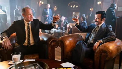 Постер 3 серии 1 сезона сериала «Сантехники Белого дома»