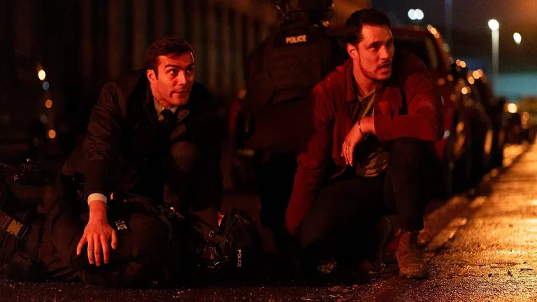 Постер 3 серии 1 сезона сериала «Virdee»