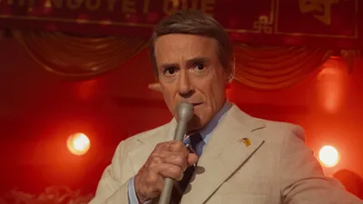 Постер 3 серии 1 сезона сериала «Сочувствующий»