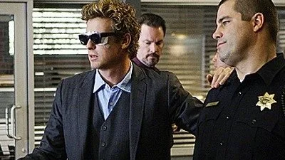 Постер 16 серии 1 сезона сериала «Менталист»