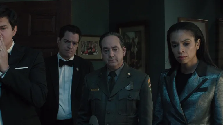 Постер 1 серии 1 сезона сериала «Резиденция»