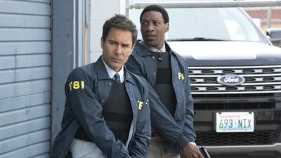 Постер 4 серии 1 сезона сериала «Путешественники»