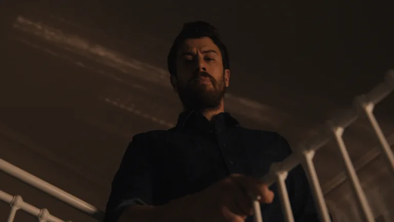 Постер 2 серии 1 сезона сериала «Дом с прислугой»