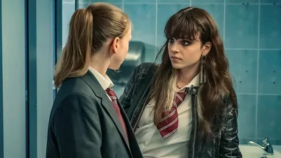 Постер 2 серии 1 сезона сериала «Пристань»