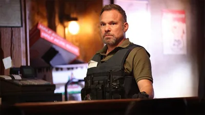 Постер 3 серии 1 сезона сериала «Правосудие: Первобытный город»
