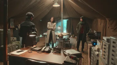 Постер 12 серии 1 сезона сериала «Прощай, Земля»