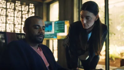 Постер 3 серии 1 сезона сериала «Невидимое»
