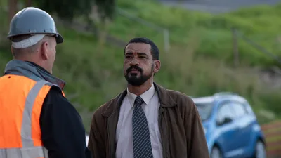 Постер 6 серии 1 сезона сериала «Белая ложь»