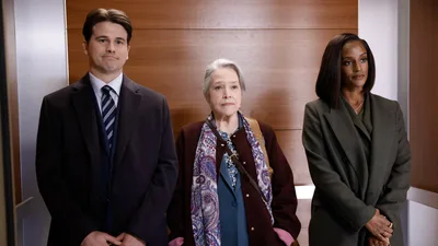 Постер 2 серии 1 сезона сериала «Мэтлок»