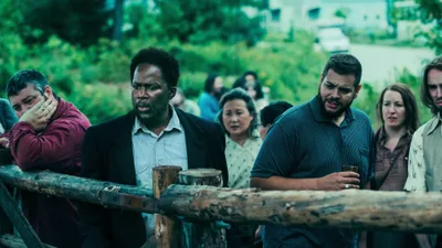 Постер 5 серии 1 сезона сериала «Извне»