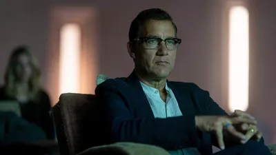 Постер 2 серии 1 сезона сериала «Убийство на краю света»