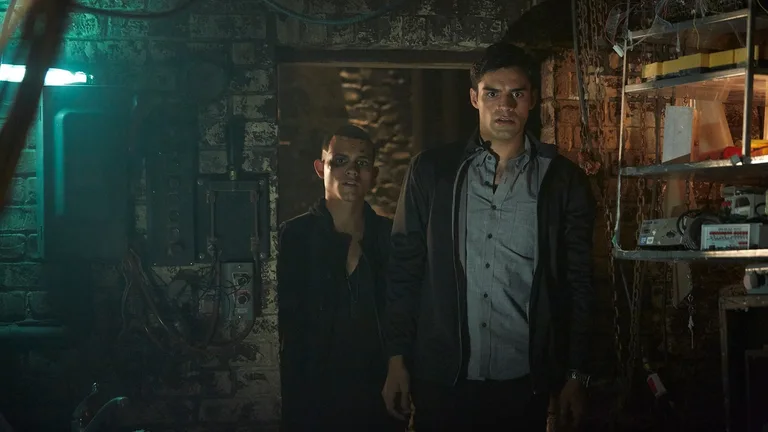 Постер 9 серии 1 сезона сериала «Корпорация»