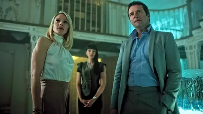 Постер 6 серии 1 сезона сериала «Видоизменённый углерод»