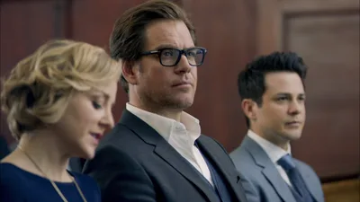 Постер 1 серии 1 сезона сериала «Булл»