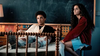 Постер 8 серии 1 сезона сериала «Извне»