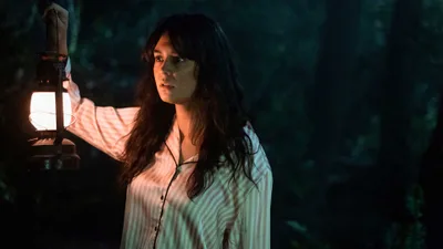Постер 6 серии 1 сезона сериала «Шершни»
