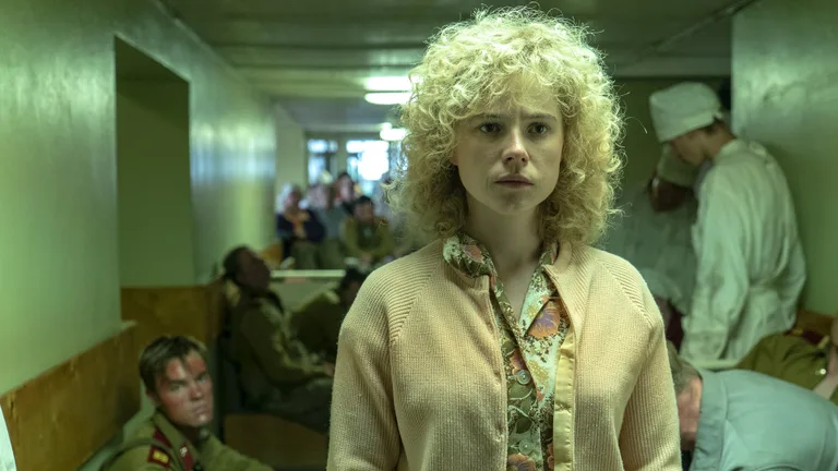 Постер 2 серии 1 сезона сериала «Чернобыль»