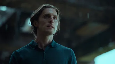 Постер 2 серии 1 сезона сериала «Жена серийного убийцы»