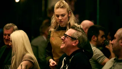 Постер 3 серии 1 сезона сериала «Точка кипения»