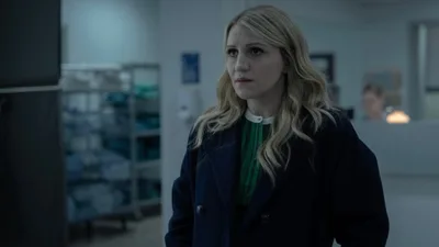 Постер 8 серии 1 сезона сериала «Убийца со счастливым лицом»