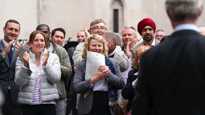 Постер 4 серии 1 сезона сериала «Мистер Бейтс против почтового отделения»