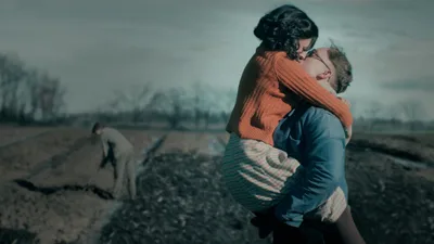 Постер 5 серии 1 сезона сериала «Маленький огонёк»