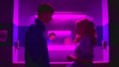 Постер 5 серии 1 сезона сериала «Притворство»