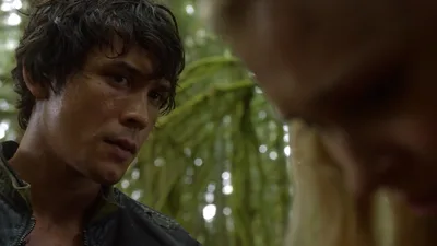 Постер 3 серии 1 сезона сериала «Сотня»