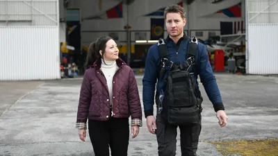 Постер 10 серии 1 сезона сериала «Следопыт»