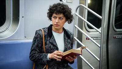 Постер 2 серии 1 сезона сериала «В поиске»