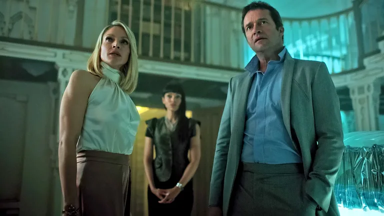 Постер 6 серии 1 сезона сериала «Видоизменённый углерод»