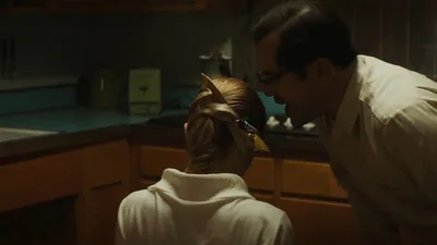 Постер 2 серии 1 сезона сериала «Зелёная вуаль»