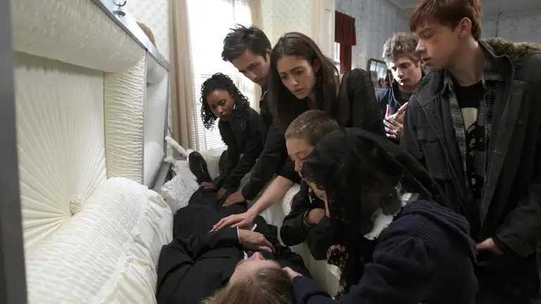Постер 7 серии 1 сезона сериала «Бесстыжие»