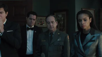 Постер 1 серии 1 сезона сериала «Резиденция»