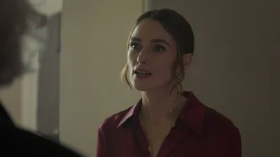 Постер 1 серии 1 сезона сериала «Чёрные голуби»
