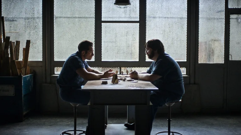 Постер 5 серии 1 сезона сериала «Черная птица»