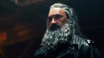 Постер 6 серии 1 сезона сериала «Наш флаг означает смерть»