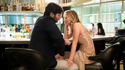 Постер 2 серии 1 сезона сериала «Бортпроводница»