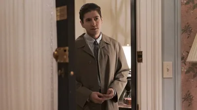 Постер 2 серии 1 сезона сериала «Удивительная миссис Мейзел»