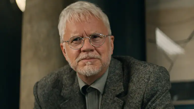 Постер 3 серии 1 сезона сериала «Укрытие»