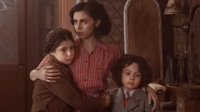 Постер 2 серии 1 сезона сериала «Маленький огонёк»