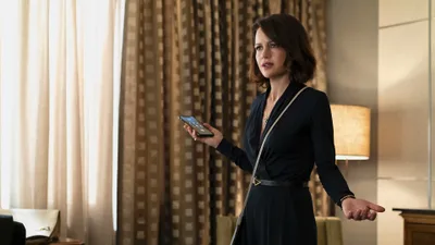 Постер 4 серии 1 сезона сериала «Девушки в автобусе»